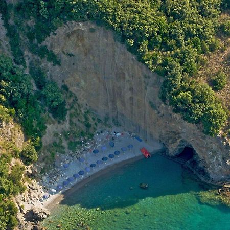 La Francesca Sud Un Villaggio"Glamping" Scario Exteriör bild