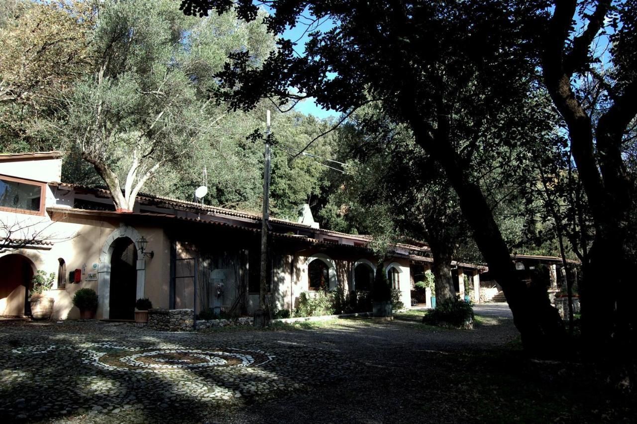 La Francesca Sud Un Villaggio"Glamping" Scario Exteriör bild