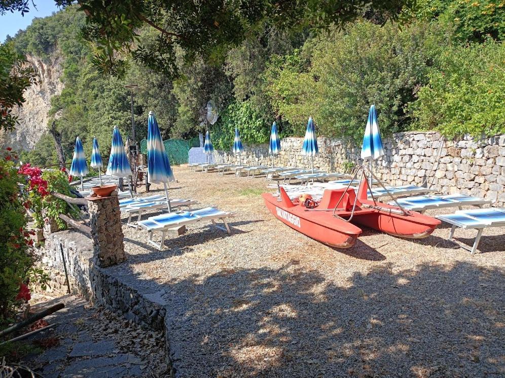La Francesca Sud Un Villaggio"Glamping" Scario Exteriör bild